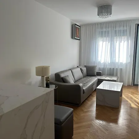 Apartment Aurora *